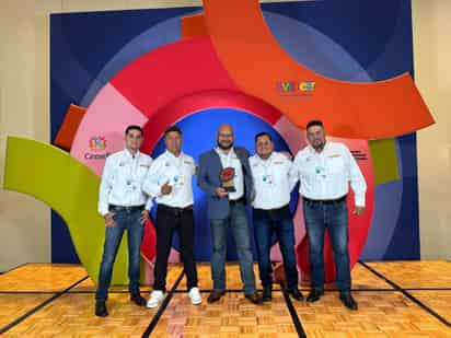Grupo SIMSA, ejemplo de responsabilidad y compromiso social recibe importante reconocimiento.