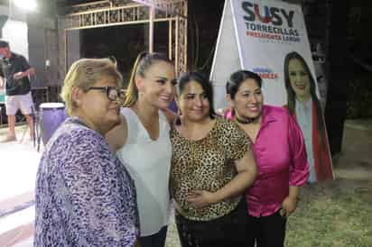 Cumpliré todos los compromisos pactados y firmados con la sociedad civil de Lerdo: Susy Torrecillas