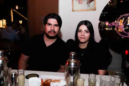 Edgar Placencia y Nayeli Placencia.