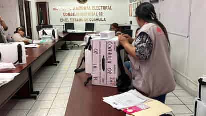 Inicia distribución de paquetes electorales en el Distrito 02 del INE Coahuila