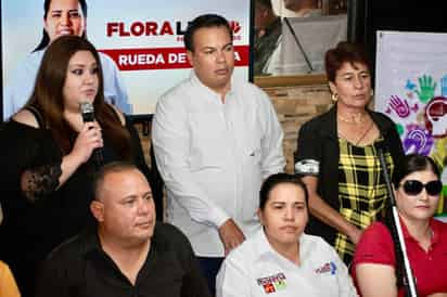 Morena / Flora Leal.