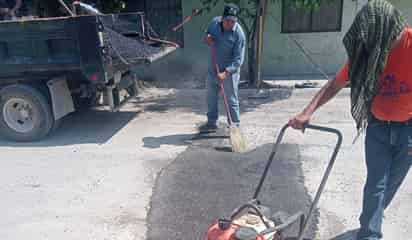 Atienden reportes de bacheo en Lerdo