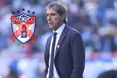 Guillermo Almada deja de ser director técnico de Pachuca
