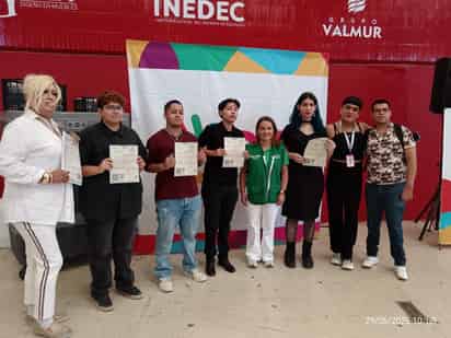 Obtienen su cambio de identidad miembros del colectivo Red Trans Laguna
