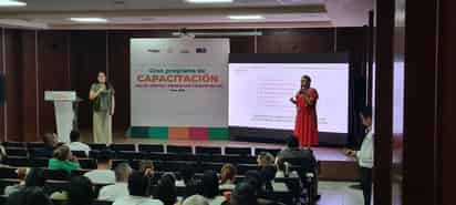 Capacitan sobre salud mental y urgencias psiquiátricas al personal de la Secretaría de Salud
