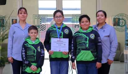 Estudiantes de la Escuela Carlos Pereyra destacan en la Final Nacional de INFOMATRIX 2025