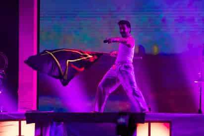 Único. La conexión que tiene Camilo con su tribu es incomparable y se percibe en cada uno de sus conciertos (EL SIGLO DE TORREÓN / ENRIQUE CASTRUITA)
