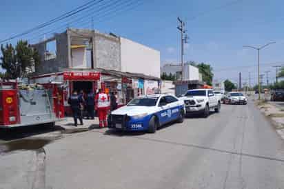 Explosión de tanque de gas en puesto de barbacoa deja a mujer lesionada en Torreón