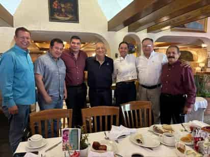 Directores Municipales de Gómez Palacio felicitan a Betzabé