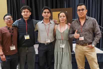 Estudiantes y académicos de la Facultad de Ciencias Biológicas del campus Gómez Palacio destacan en la reunión anual de SWAN con investigaciones sobre tortugas endémicas, microbiología vegetal y genética de serpientes, ganando reconocimientos clave y ampliando sus redes de colaboración internacional. (FOTO: CORTESÍA)