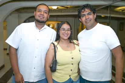 Israel, Siboney y Jesús.