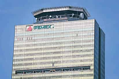 Pemex espera ahorro por 3 mil mdp tras mega recorte de personal