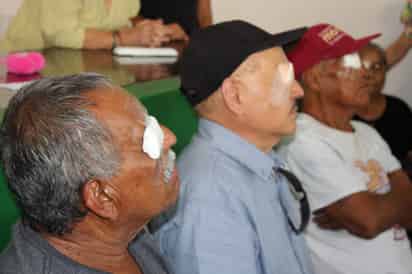 Benefician a 20 sampetrinos con cirugías de cataratas gratuitas