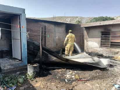 Perros muerden cables y provocan incendio en Lerdo
