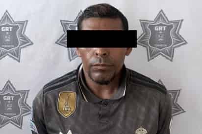 Intoxicado y violento hombre es detenido por agentes del GRT en la colonia Jacarandas