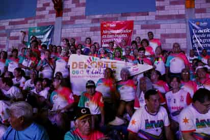 Atletas representan a Torreón en los Juegos Estatales Deportivos y Culturales de las Personas Adultas Mayores
