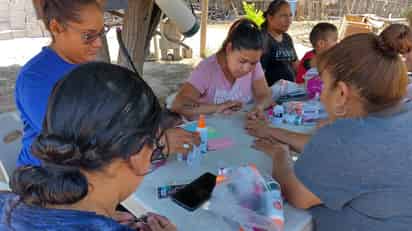 Lleva el Instituto de la Mujer curso de aplicación de uñas a comunidad de Salamanca, Lerdo