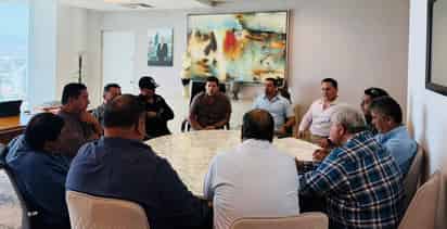 Transportistas de la CTM exigen atención formal a sus demandas en Torreón