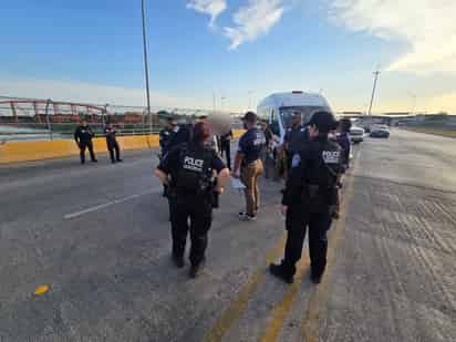 Deportan a un hombre por abusar de un menor