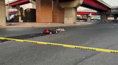 Muere motociclista tras ser embestido por una camioneta en Saltillo