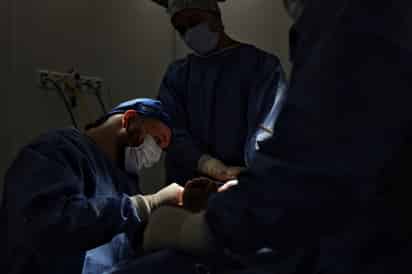 Con éxito, realizan 115 cirugías de reemplazo articular de rodilla en HRAE de Torreón