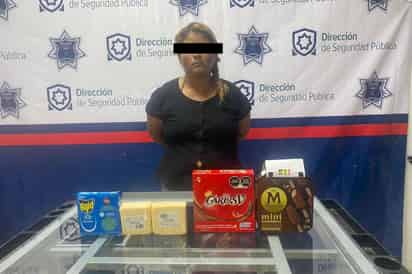 Aseguran a mujer por robo en tienda del bulevar Rodríguez Triana