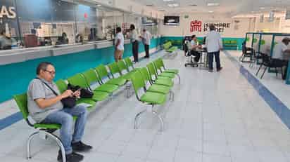 Alcalde de Torreón acusa a legisladores de usar críticas al Simas con fines electorales