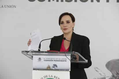 Lilly Téllez pide la destitución de Fernández Noroña como presidente del Senado