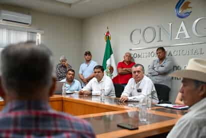 Alcalde de Lerdo se reúne con director de Conagua y productores lerdenses
