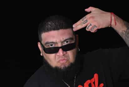 Liricista. Bizor Azufre ha construido una carrera en el hip hop reconocida a nivel nacional.
