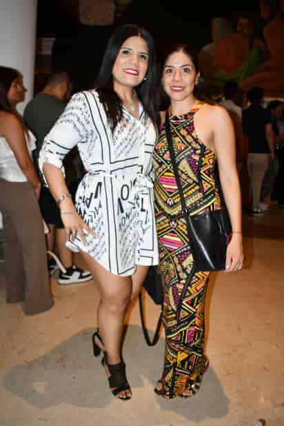 Luz Esparza y Adriana García.