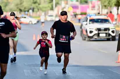 Algunos de los concursantes asistieron a la competencia atlética acompañados por sus hijos, quienes los motivaron