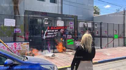 Arde Palacio de Justicia de Gómez Palacio tras sentencia absolutoria de presunto agresor de menor