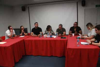 Integrantes del Patronato dieron a conocer diversos planes que hay para el centro deportivo, especialmente en el futbol americano. (Especial)