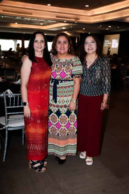 Cristina Díaz, Marsela Adame y Claudia Tello.