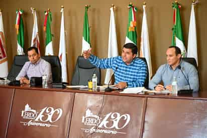 Destaca Alcalde de Lerdo acciones de su gobierno para abasto de agua potable