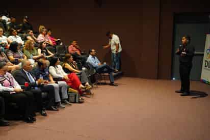 Comparten testimonios del programa Familias de Buen Corazón