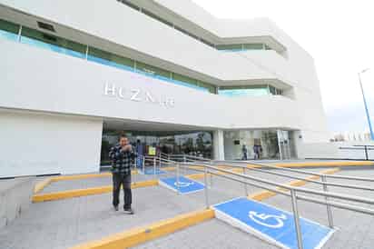 Joven resulta con una fractura de clavícula tras un presunto accidente de moto en Lerdo