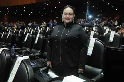 Jaqueline del Río protestó este lunes como diputada federal de Durango