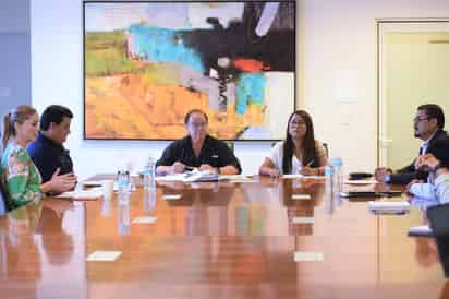 Médicos de La Laguna piden a Manolo Jiménez frenar criminalización del acto médico