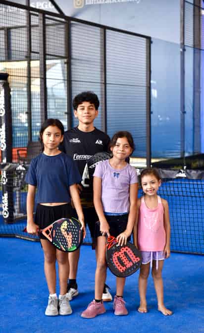 Darío, Maylen, Ángeles y Brenda Chávez.