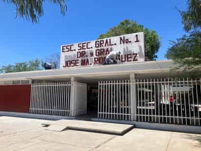 ¿Egresaste en 1975 del grupo 'F' de la secundaria federal No.1? Te están buscando