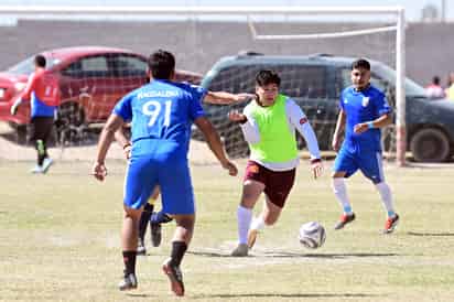 Se preparan para jugar la Libre en Liga San Pablo