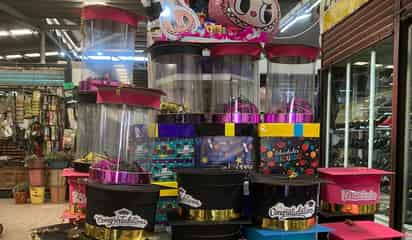 Preparados comerciantes de San Pedro para ventas por graduaciones