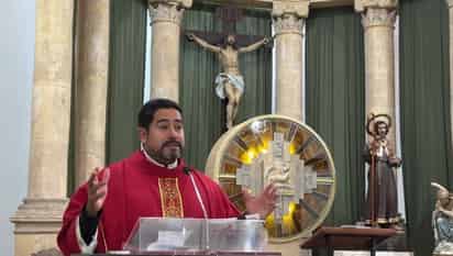 Misa solemne a San Pedro y San Pablo, pilares de la Iglesia Católica