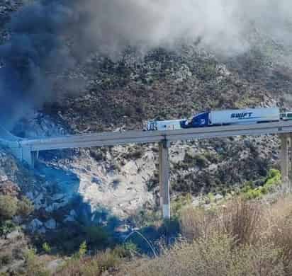 2 muertos y 14 lesionados tras choque múltiple en la Carretera 57