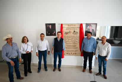 Alcalde de Lerdo entrega Centro Comunitario en Juan E. García