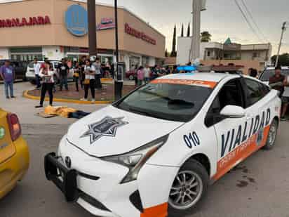Muere hombre de 50 años en la vía pública de la colonia Ciudad Nazas
