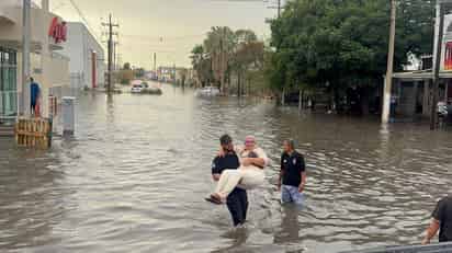 Activan Operativo Especial de Atención Ciudadana tras fuerte lluvia en Torreón