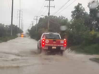 Lluvias activan a los cuerpos de auxilio en Saltillo